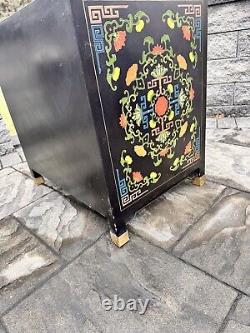 Vintage Chinoiserie Hand-Painted Lacquered Cabinet H25xW25xD18