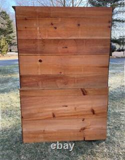 Vintage D. R. Dimes Northshore 2-part country pine stepback cupboard rich color