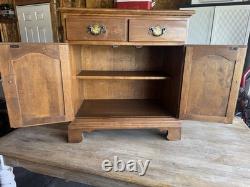 Vintage Ethan Allen Baumritter Heirloom Nutmeg Maple Wood Governor's Cabinet