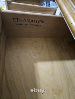 Vintage Ethan Allen Painted French Country Sideboard With Bakers Rack