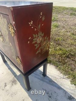 Vintage Hand Painted Red Lacquer Asian Oriental Cabinet Table Made in Spain