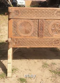Vintage Indian Console, Hope Chest, India Damchiya, Eclectic Chest, Hall Table