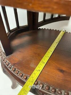 Vintage Mahogany Table Curio Or Tea Cabinet With Two Hinged Doors And Oval Shape