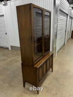 Vintage Mid Century Modern China Cabinet by Broyhill Emphasis