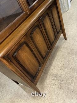 Vintage Mid Century Modern China Cabinet by Broyhill Emphasis