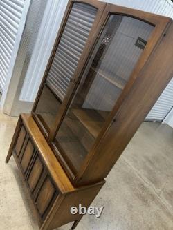 Vintage Mid Century Modern China Cabinet by Broyhill Emphasis