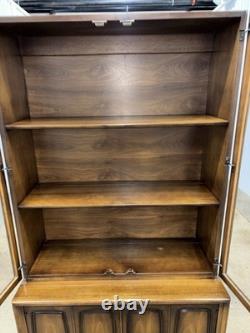 Vintage Mid Century Modern China Cabinet by Broyhill Emphasis