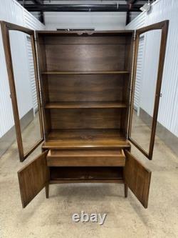 Vintage Mid Century Modern China Cabinet by Broyhill Emphasis