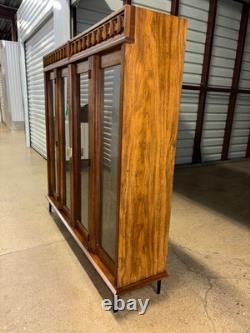 Vintage Mid Century Modern China Hutch