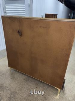 Vintage Mid Century Modern China Hutch