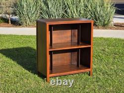 Vintage Mid-Century Modern Record Cabinet / Open Bookshelf Vintage Mid-Century Modern Record Cabinet / Open Bookshelf