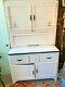 Vintage Sellers Hoosier Cabinet With Flour Sifter