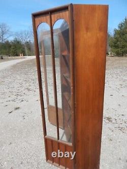 Vintage Wooden China Cabinet Hutch Cupboard Buffet Lighted