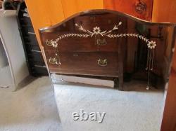 Vtg 1950s Medicine cabinet beautiful archtop beveled and engraved mirror