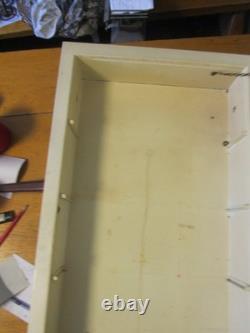 Vtg 1950s Medicine cabinet beautiful archtop beveled and engraved mirror