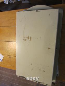 Vtg 1950s Medicine cabinet beautiful archtop beveled and engraved mirror