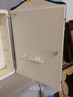 Vtg Art Deco Medicine Cabinet Chrome Sconce Milk Glass Tube Shades 551-16
