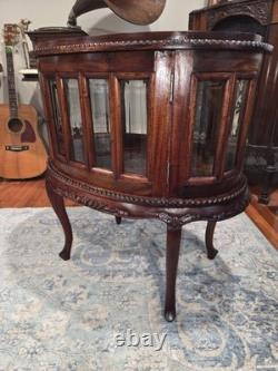 Vtg Oval Vitrine Display Cabinet Queen Anne Style Solid Mahogany Beveled Glass