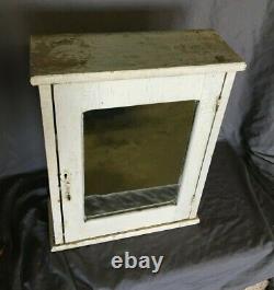 Vtg Wood Surface Mount Medicine Cabinet Shabby Country Cottage Chic 430-22B