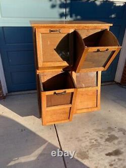 Walker Bin Co. Oak Drawers 20th Century General Store Display Case Grain