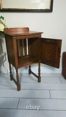 Waring & Gillows Oak Pot Cupboard Bedside Cabinet