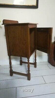 Waring & Gillows Oak Pot Cupboard Bedside Cabinet